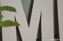 Load image into Gallery viewer, Lettere in Legno Beige con Pois