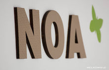 Load image into Gallery viewer, Lettere in Legno Tortora con Pois
