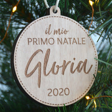 Carica l&#39;immagine nel visualizzatore di Gallery, Pallina di Natale in legno o plexiglass Personalizzata
